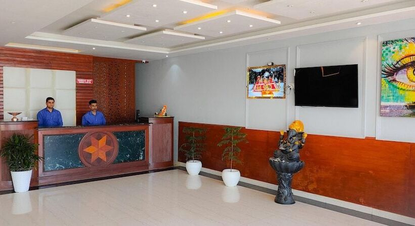 Hotel The Royal Bhumesh