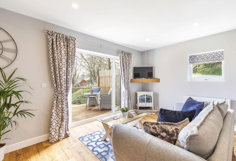 호텔 Throstle Nest Farm Lodges