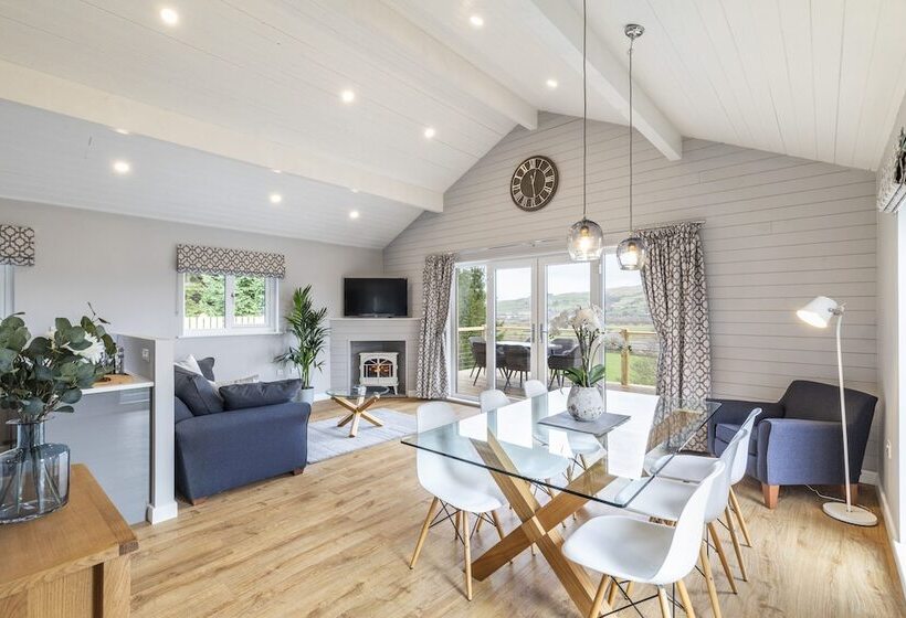 호텔 Throstle Nest Farm Lodges