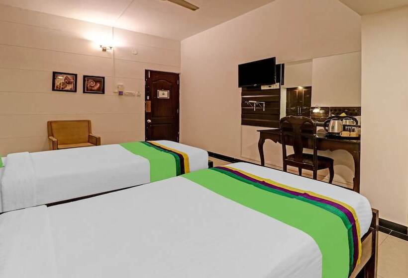 בית מלון כפרי Treebo White Inn Koramangala