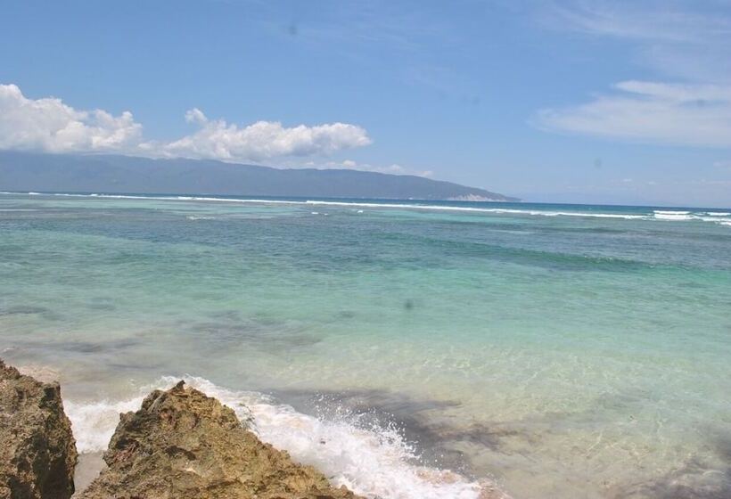 هتل Y Villas Salamar