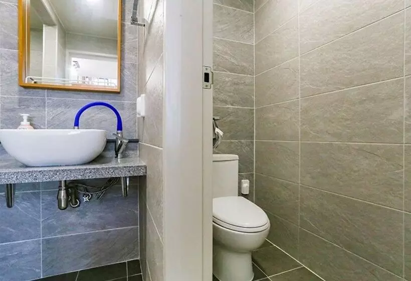 Jeju Woljeong Hill Pension