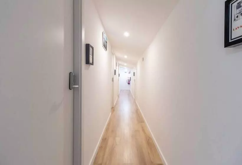 پانسیون Coimbra City Charm