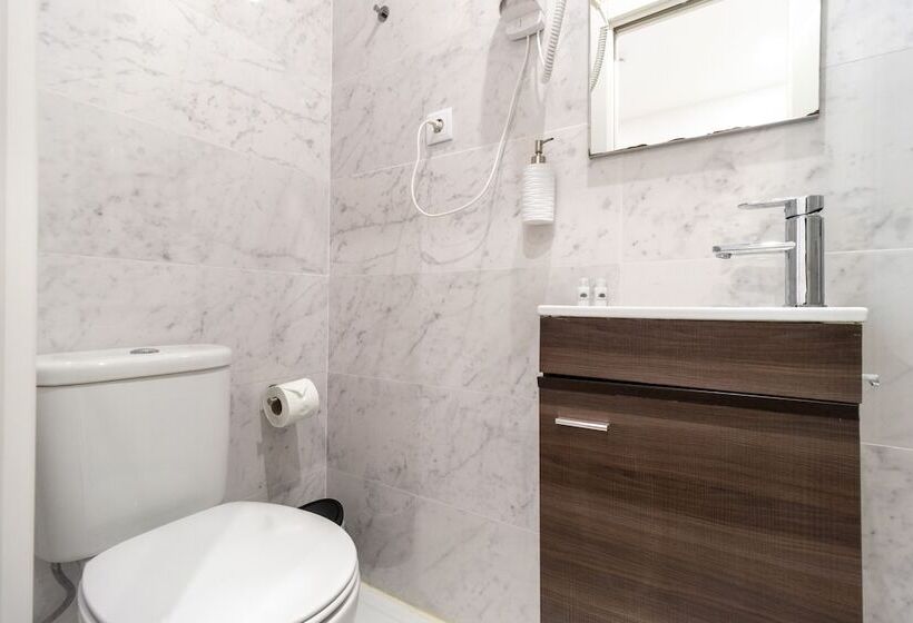 Пансион Coimbra City Charm