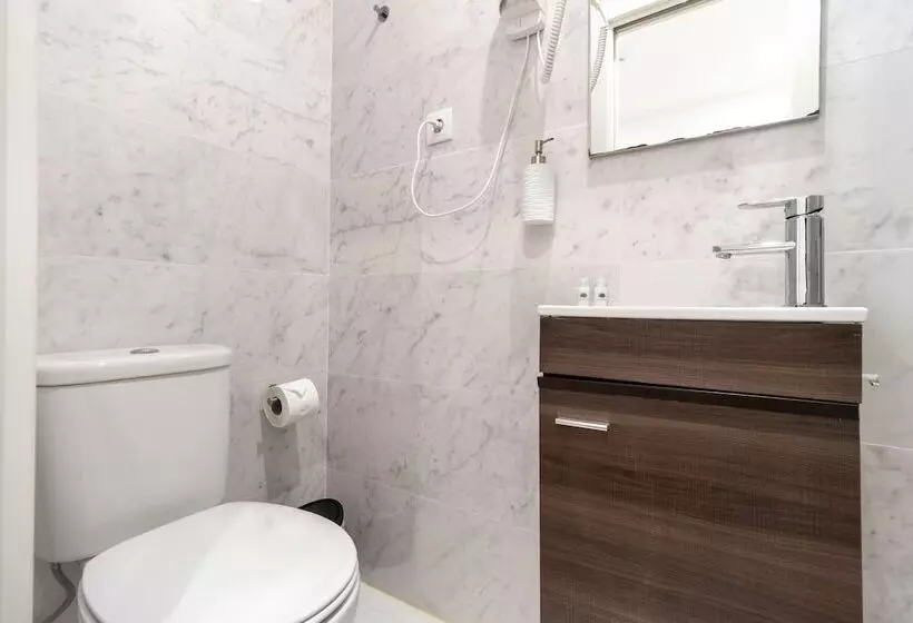 پانسیون Coimbra City Charm