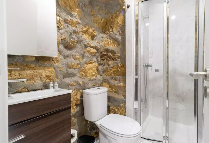 پانسیون Coimbra City Charm