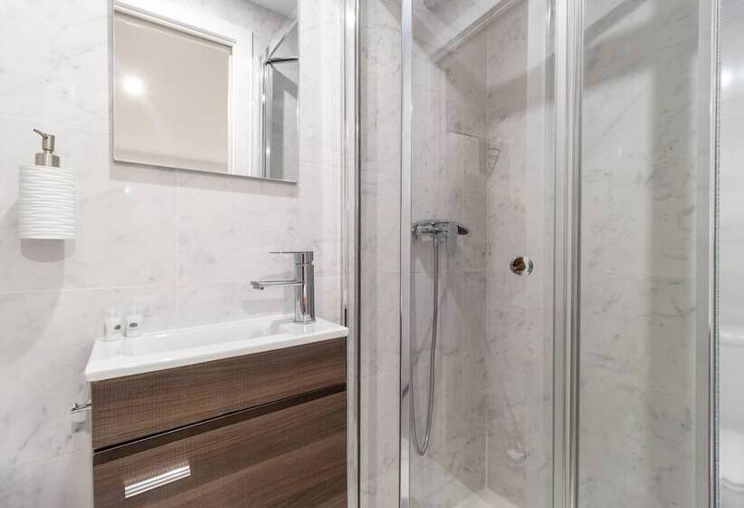 Пансион Coimbra City Charm