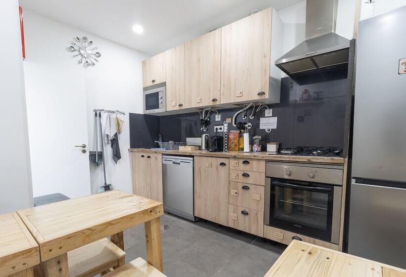 Пансион Coimbra City Charm