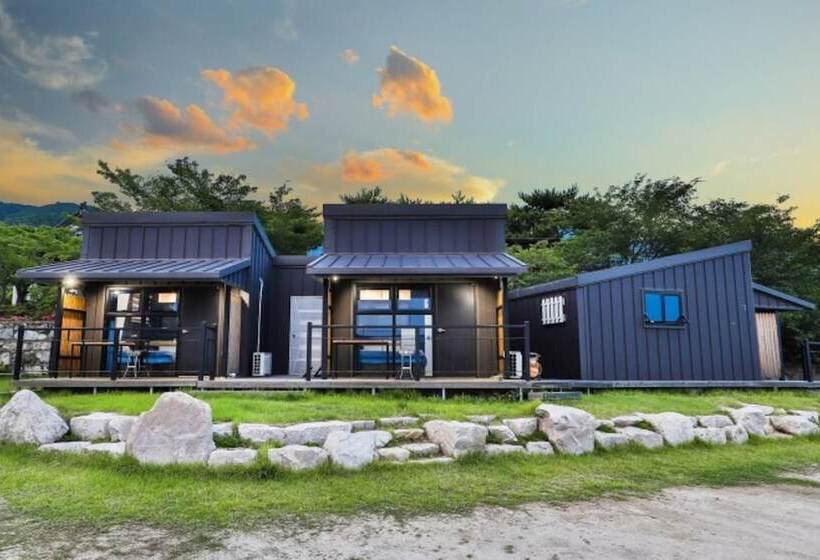 Pensiune Gyeongju Onmaru Hanok Pool Villa