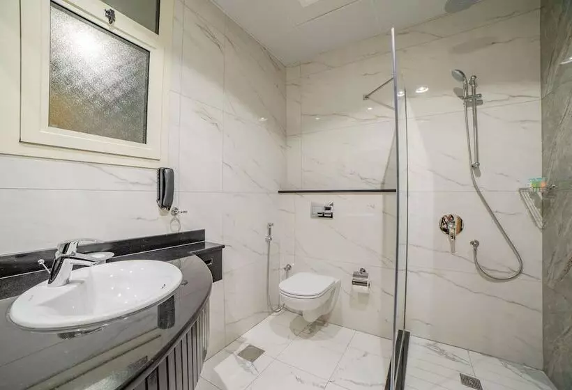 Platinum Coast Hotel Apartments