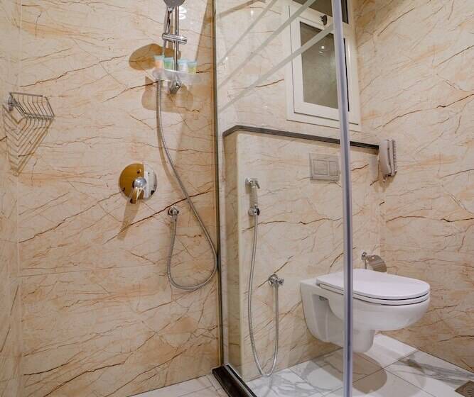 Platinum Coast Hotel Apartments