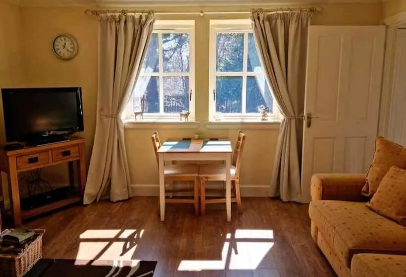 Residenssi Millstone Cottage Archiestown