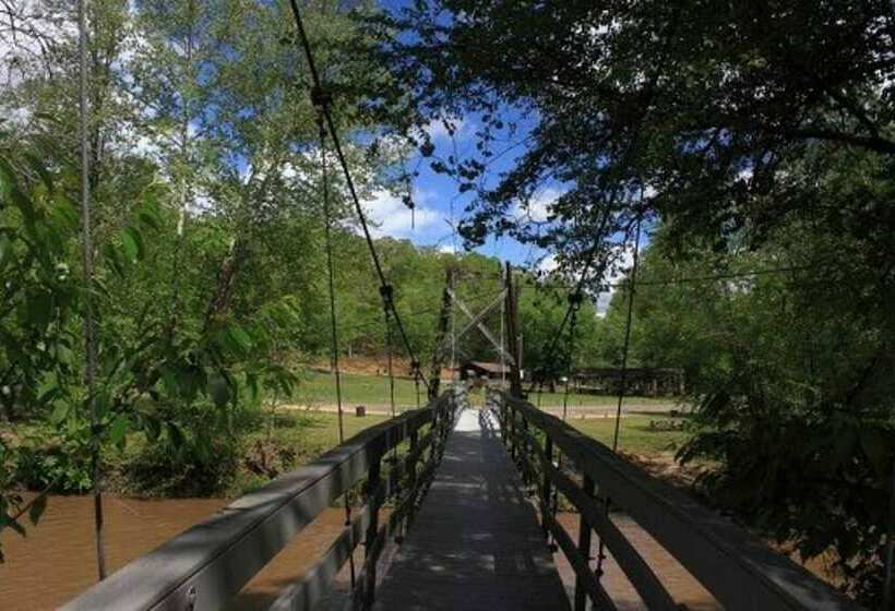 Riversong  Beautiful Cabin Located On Coosawattee River Game Room And Hot Tub