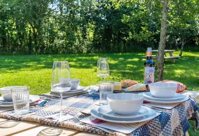 Sunset Cabins At The Oaks Woodland Retreat