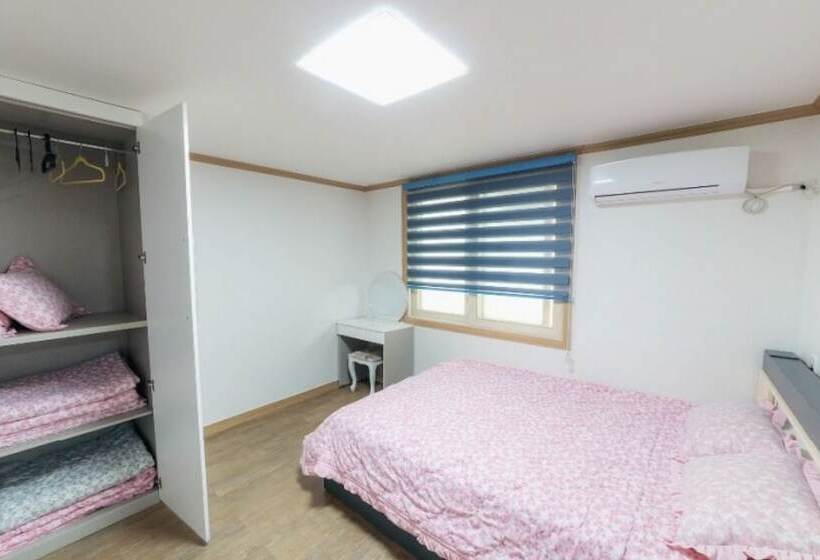 Tongyeong Se An Residence Pension