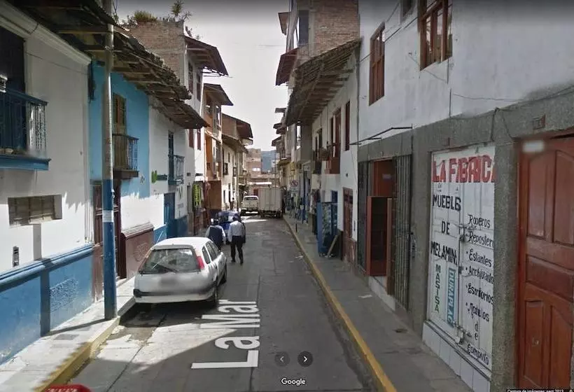 هاستل Hostal Posada Real