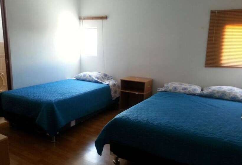 هاستل Hostal Posada Real