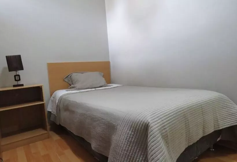 هاستل Hostal Posada Real