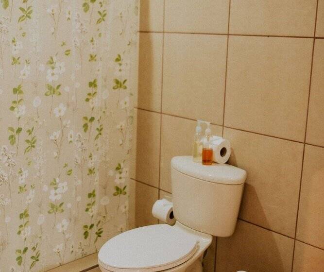 تختخواب و صبحانه Karao Guancaste Airport