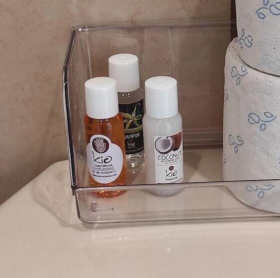 تختخواب و صبحانه Karao Guancaste Airport