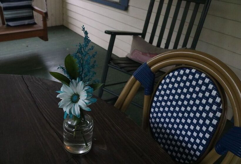 צימר Nine River Road