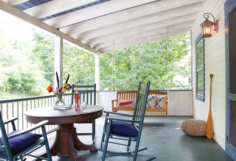 צימר Nine River Road