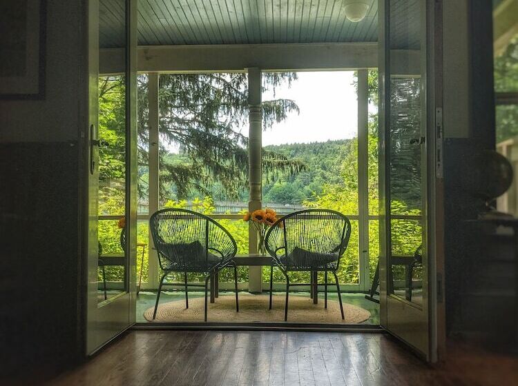 צימר Nine River Road