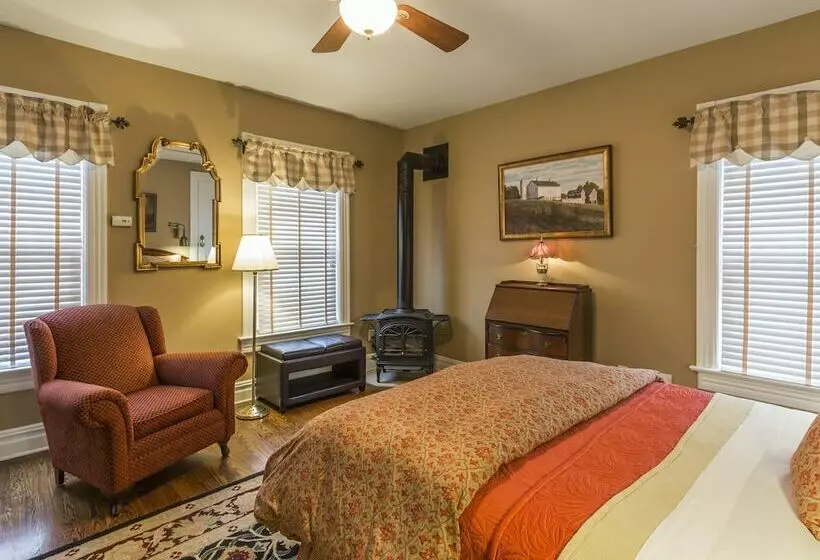 Aamiaismajoitus (B&B) Raritan Inn