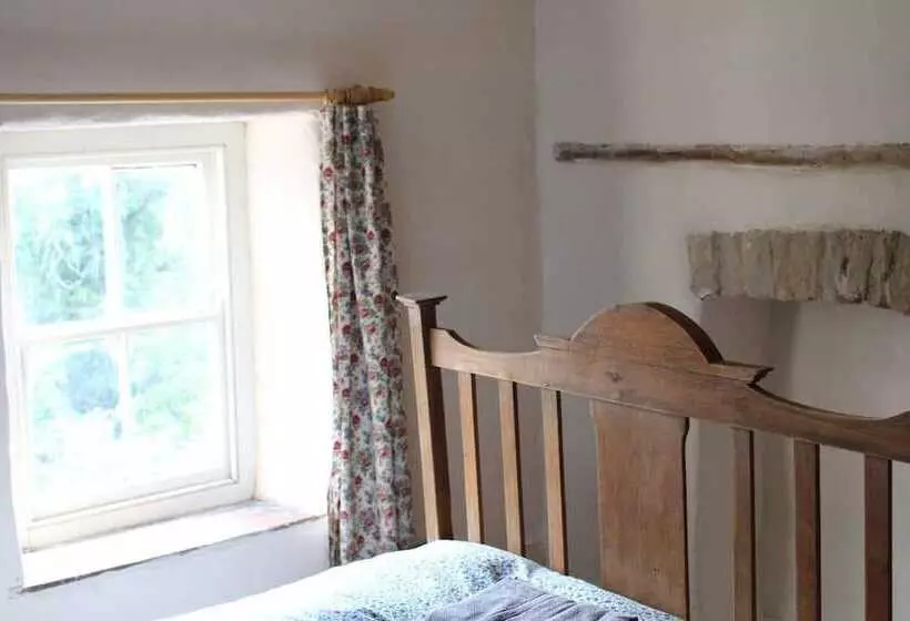 Relaxing Pet Friendly 2 Bed Cottage In Rhandirmwyn