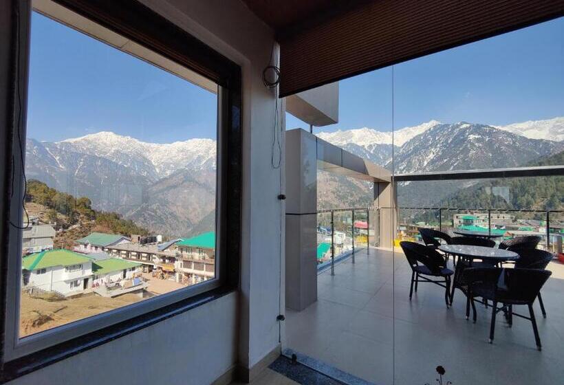 Aliza Inn And Suites By Srs Hotels