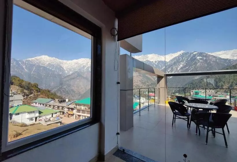 Aliza Inn And Suites By Srs Hotels