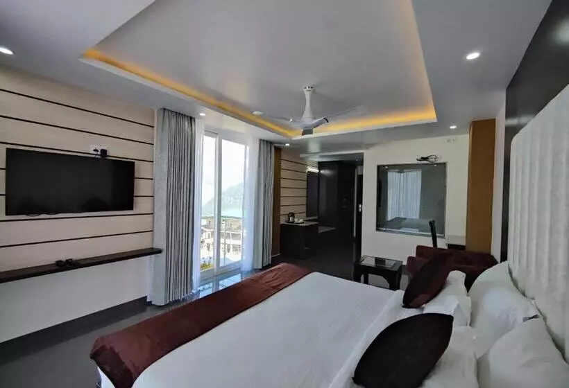 Aliza Inn And Suites By Srs Hotels