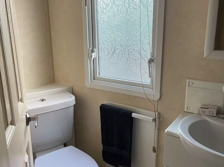 Hotelli Beautiful 2 Bed Static Caravan