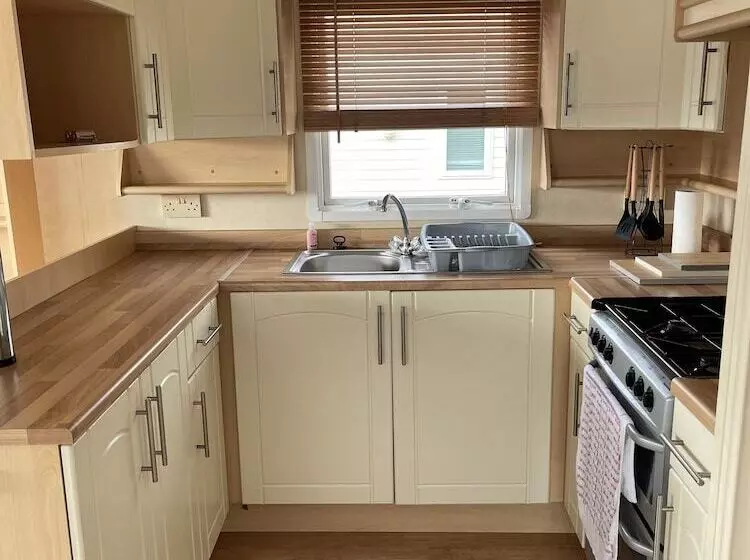 Hotelli Beautiful 2 Bed Static Caravan