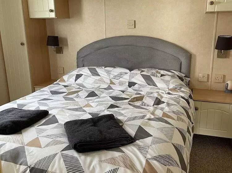 Hotelli Beautiful 2 Bed Static Caravan