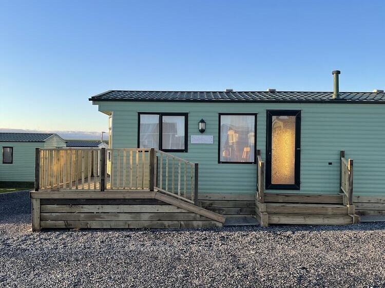 Hotel Beautiful 2 Bed Static Caravan