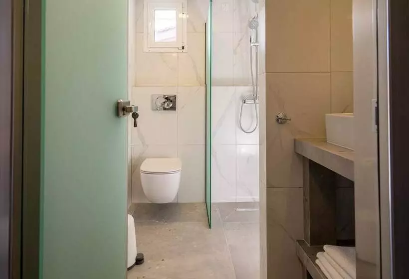 Hotelli Comfort Zefyros