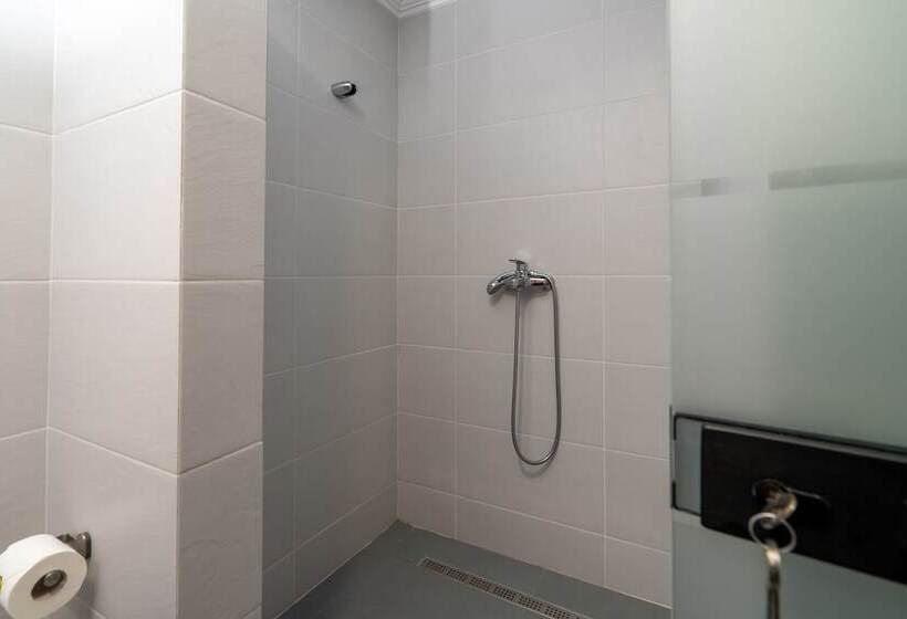 Отель Comfort Zefyros