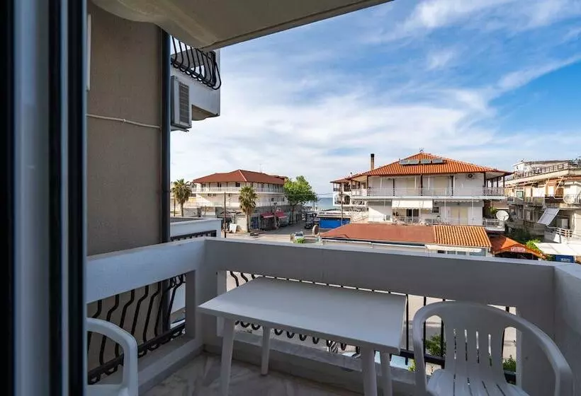 Hotelli Comfort Zefyros