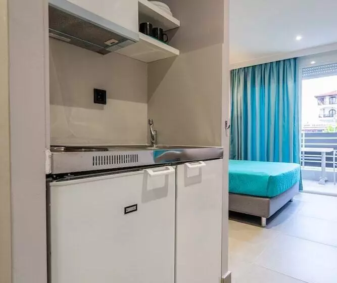 Hotelli Comfort Zefyros