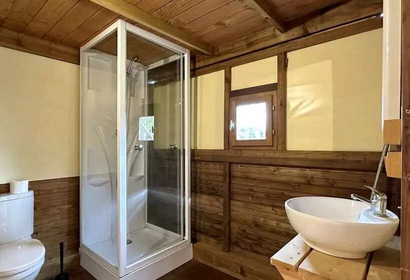 ホテル Camping Rural Montori