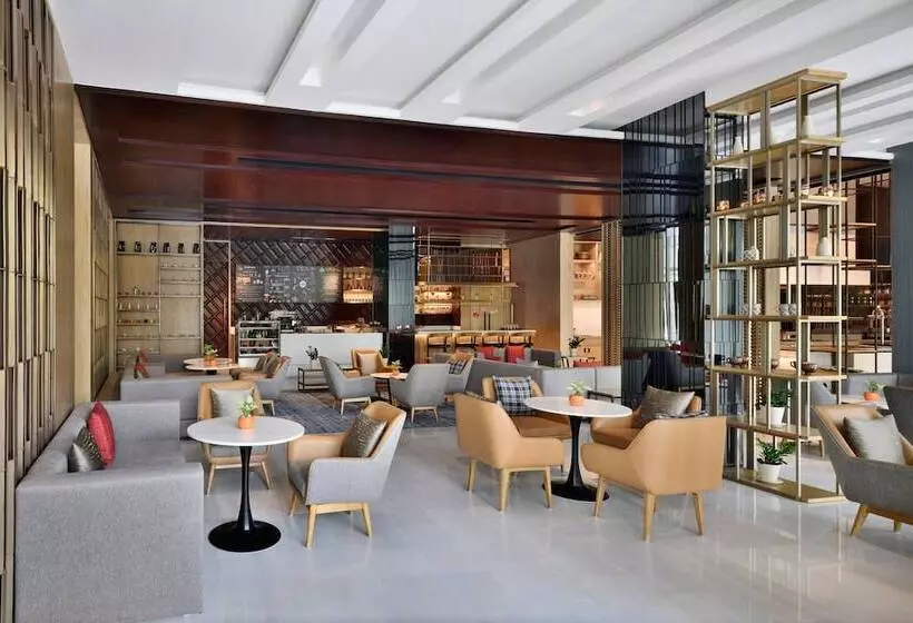 Hotelli Courtyard By Marriott Aravali Resort