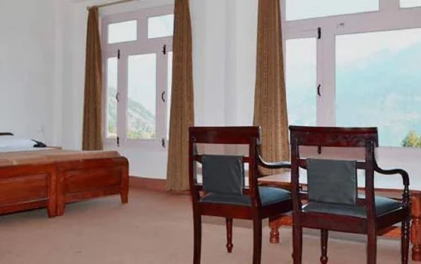 Hotel Goroomgo Bilju Inn Munsiyari