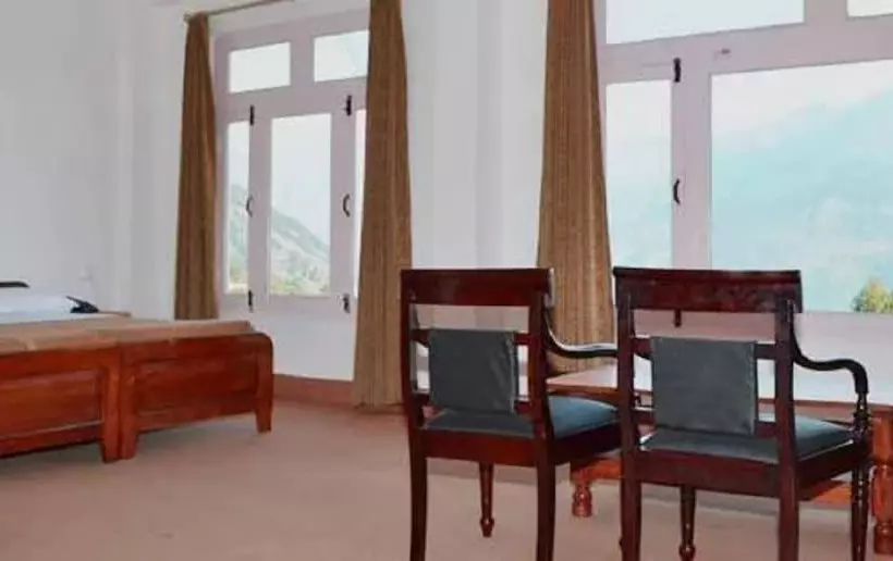 ホテル Goroomgo Bilju Inn Munsiyari