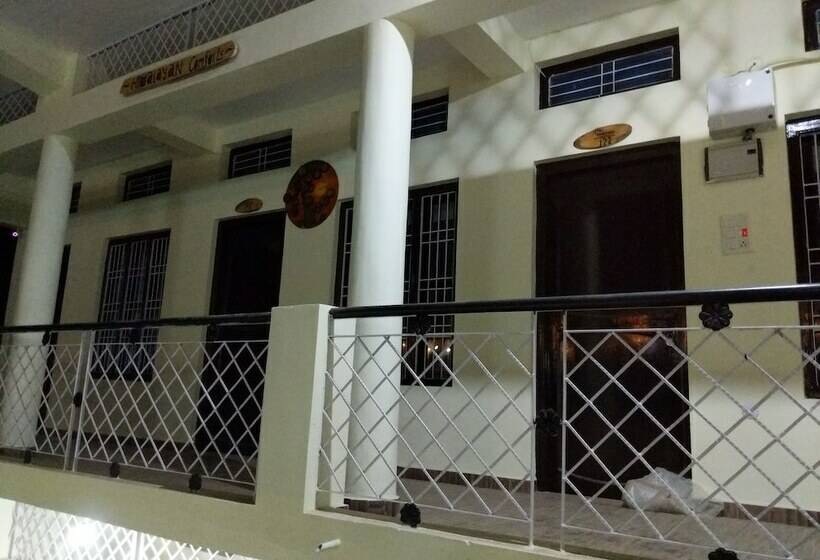 فندق Himalayan Comforts