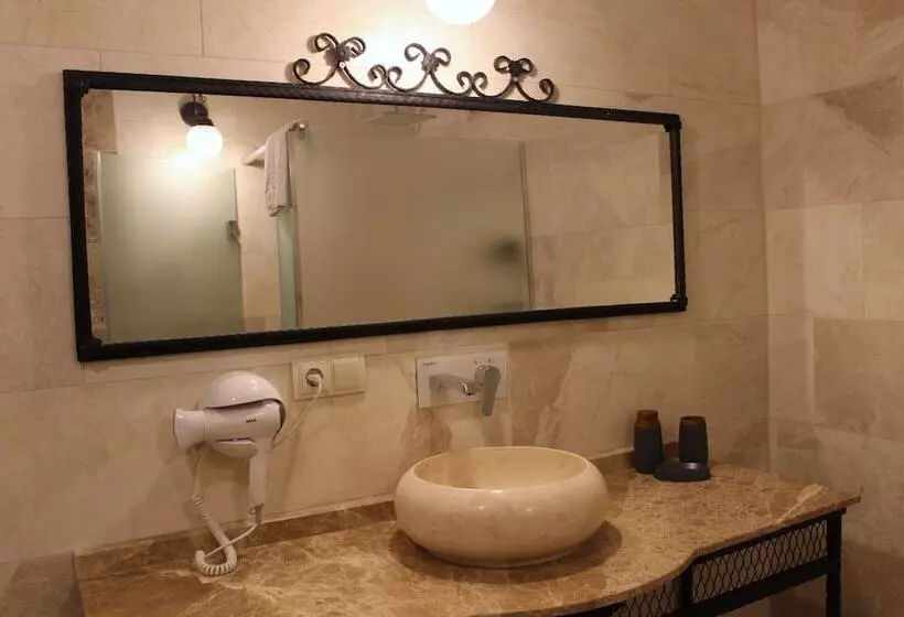 Hotelli Kayra Cave Suites