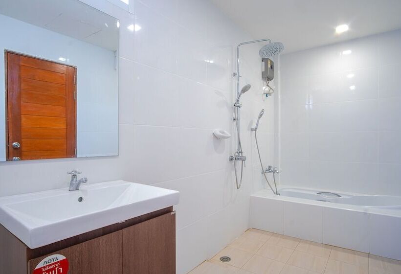 Отель Prayai Changthai Resort