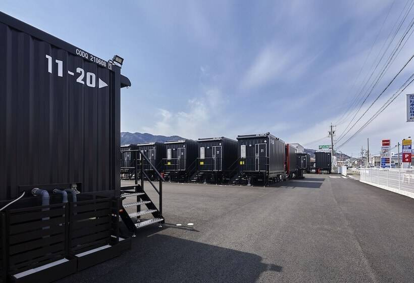 فندق R9 The Yard Tarui