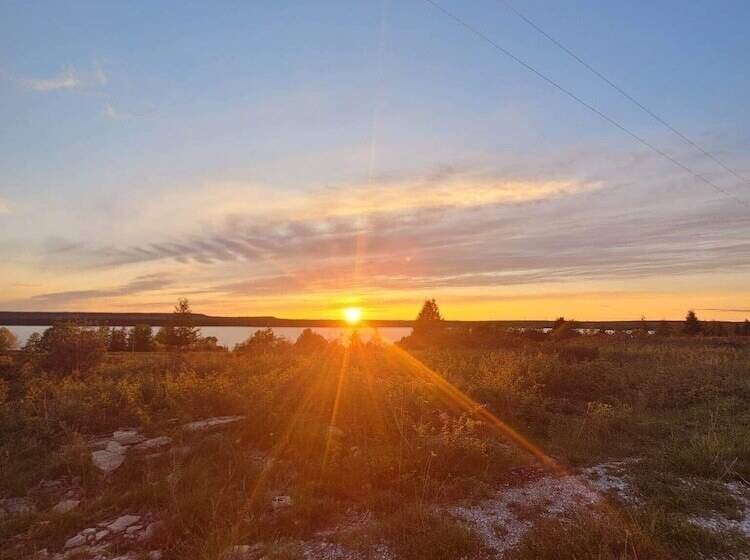 בית מלון כפרי Red Lodge Resort