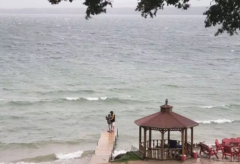 Hotelli Red Lodge Resort